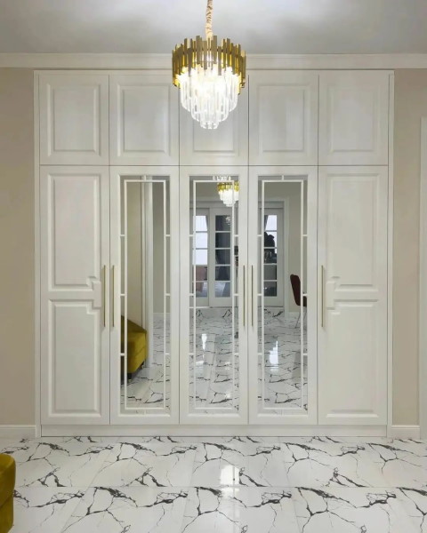 shkaf-raspashnoj-s-zerkalom-na-zakaz-ot-proizvoditelya-393-foto-1 shkaf-raspashnoj-s-zerkalom-na-zakaz-ot-proizvoditelya-393-foto-1